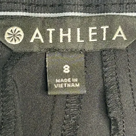 Athleta Women's Size 8 Tribeca Crop Wide Leg Pant Snap Hems Black 281969 - Picture 6 of 7